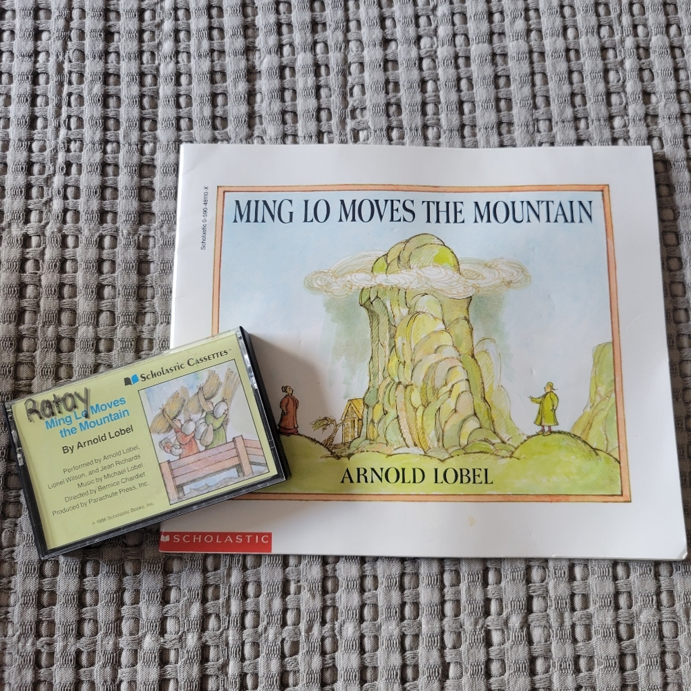 "Ming Lo Moves the Mountain" Books by Arnold Lobel with audio cassette